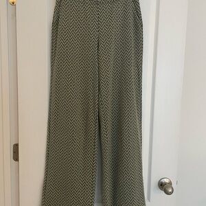 MAX STUDIO London Women's Pants in Green and Cream